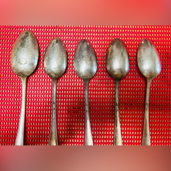 Vintage WM Rogers & son Exquisite silver plated serving spoons, set of 5. - Picture 3 of 7